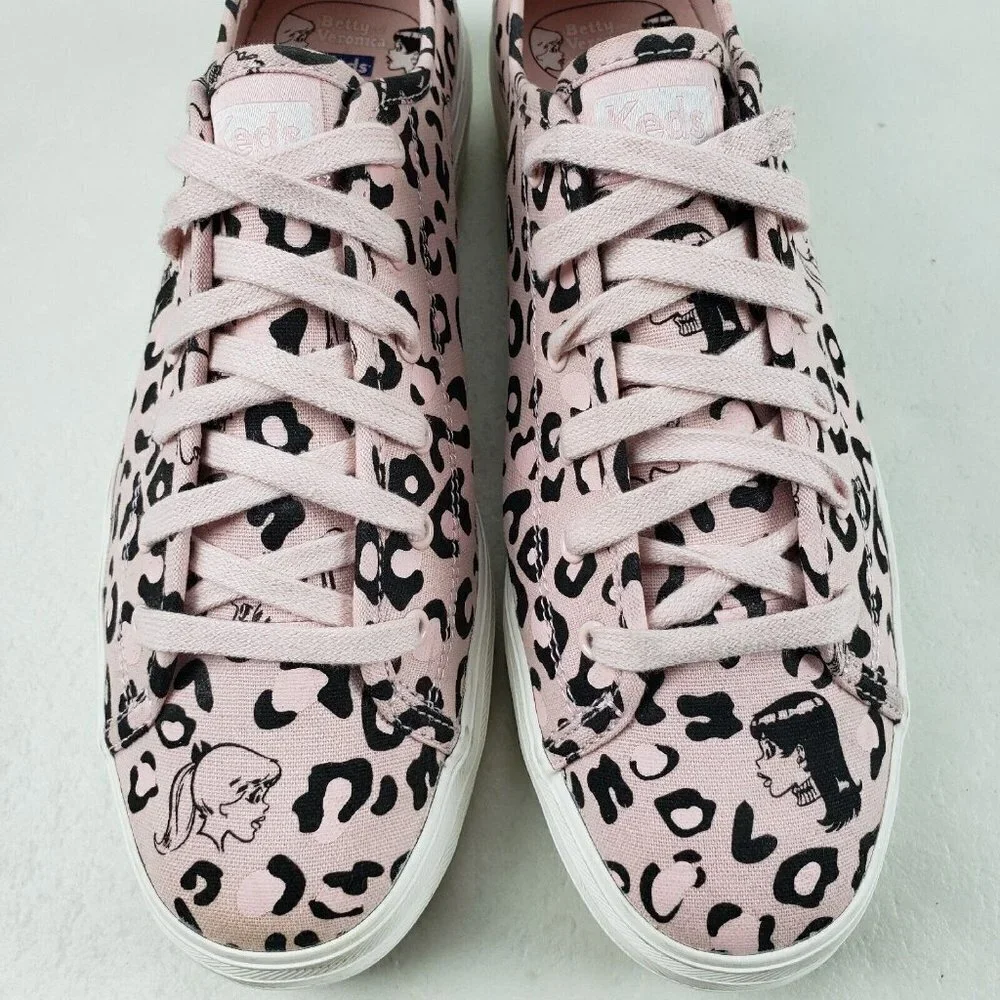 Keds Betty & Veronica Triple Kick Sneakers Pink Leopard Womens 9.5 Lace Up Shoes